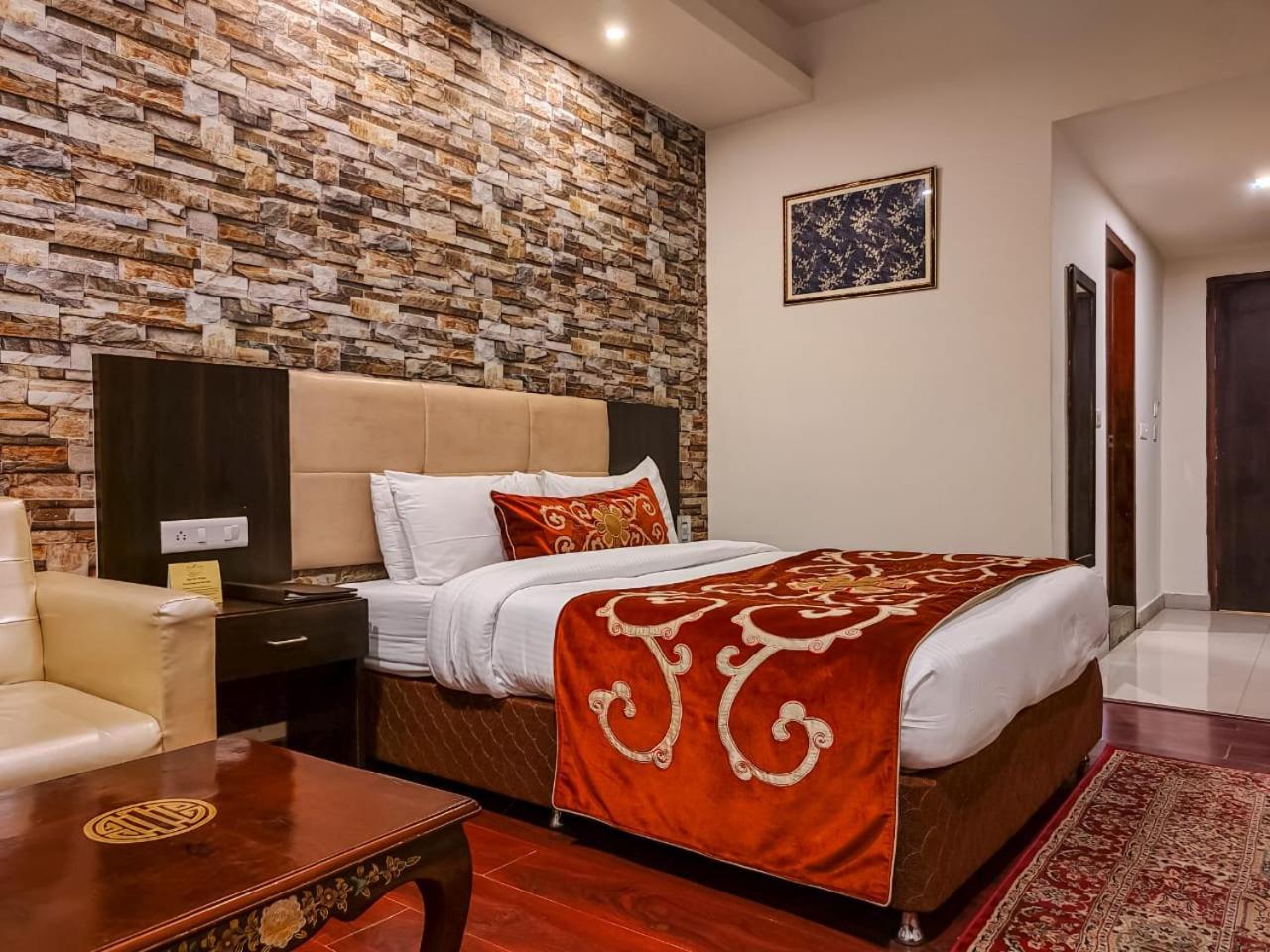 The Fern Denzong Hotel & Spa Gangtok, Sikkim Exterior foto
